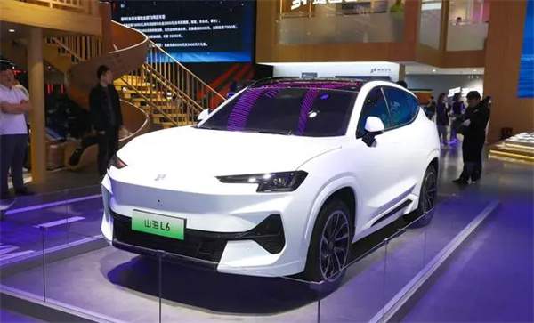 捷途山海L6亮相广州国际车展，1.5T插混动力，预计明年上市57